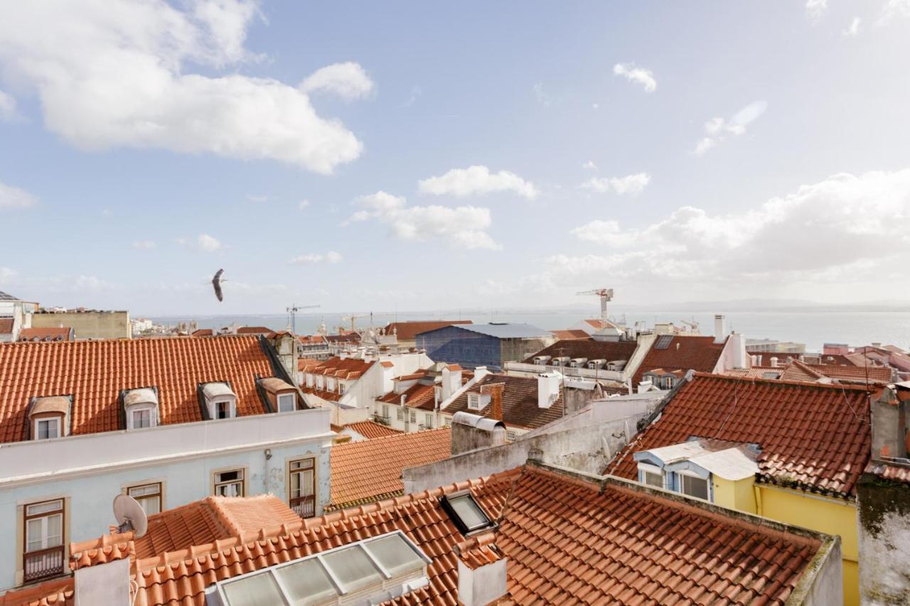 Amazing Rooftop Terrace With River And Historic City View 4 Bedrooms 4 Bathrooms Ac 19Th Century Building Chiado リスボン エクステリア 写真