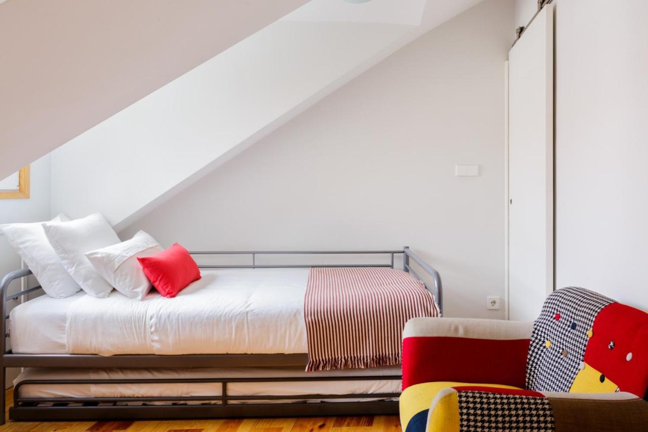 Amazing Rooftop Terrace With River And Historic City View 4 Bedrooms 4 Bathrooms Ac 19Th Century Building Chiado リスボン エクステリア 写真