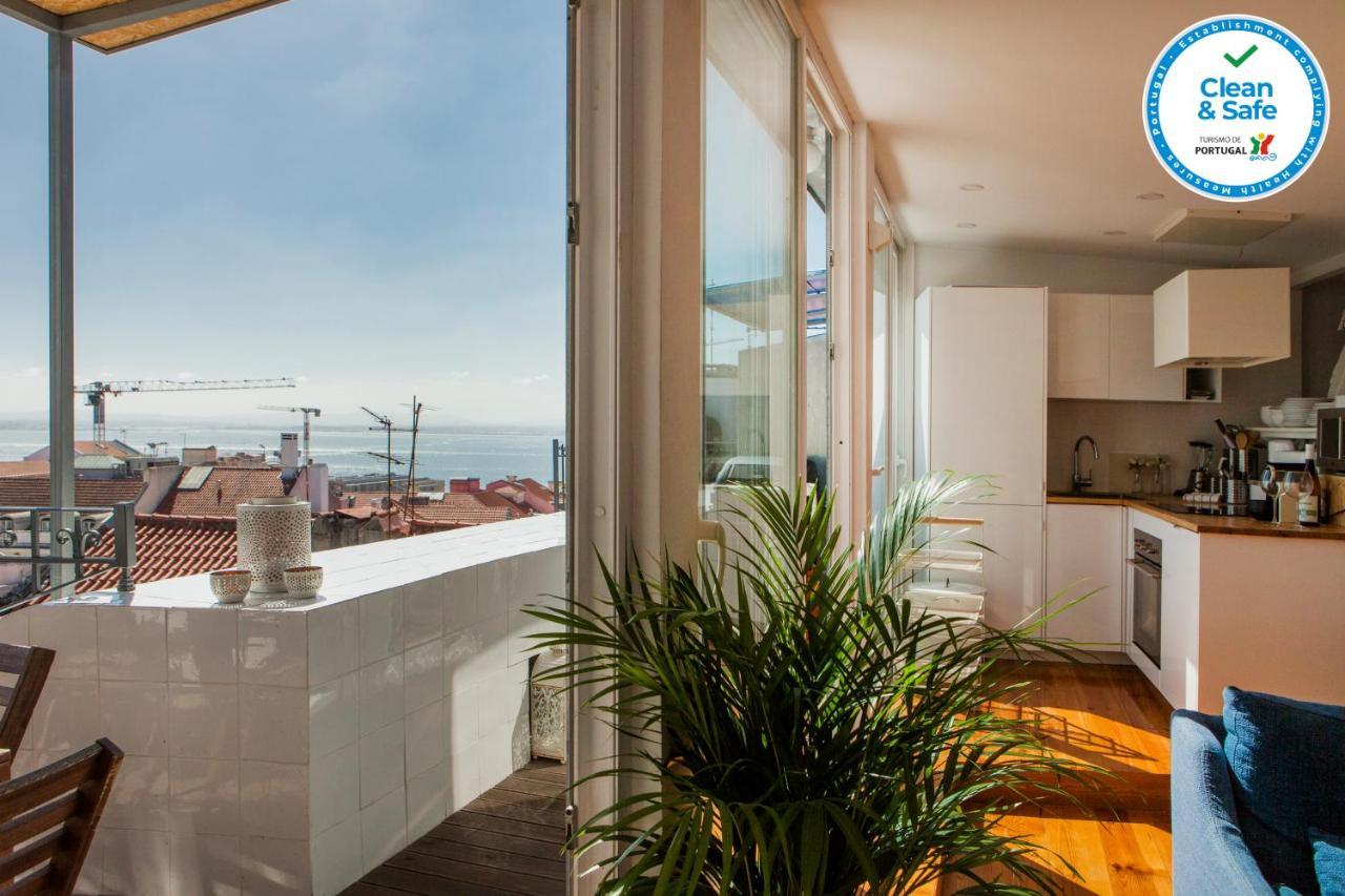 Amazing Rooftop Terrace With River And Historic City View 4 Bedrooms 4 Bathrooms Ac 19Th Century Building Chiado リスボン エクステリア 写真