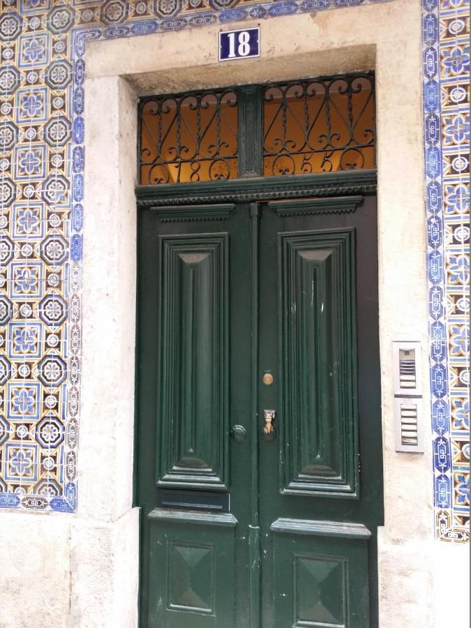 Amazing Rooftop Terrace With River And Historic City View 4 Bedrooms 4 Bathrooms Ac 19Th Century Building Chiado リスボン エクステリア 写真