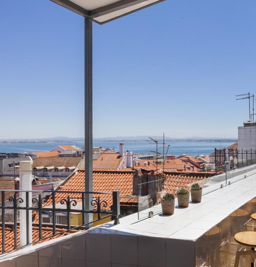 Amazing Rooftop Terrace With River And Historic City View 4 Bedrooms 4 Bathrooms Ac 19Th Century Building Chiado リスボン エクステリア 写真